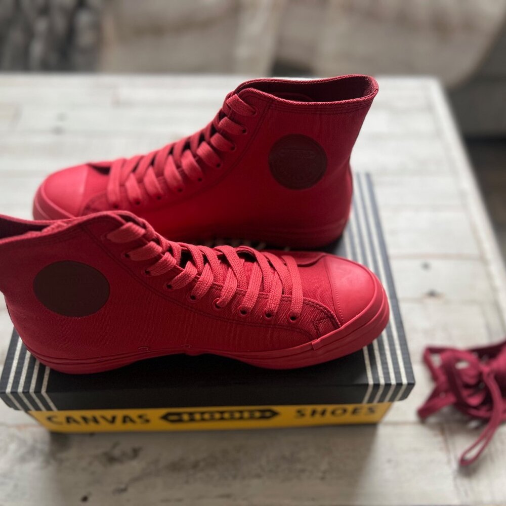 Hood Canvas Shoes Mitchell And Ness 1955 Conference HC Basketball shoe RED NIB